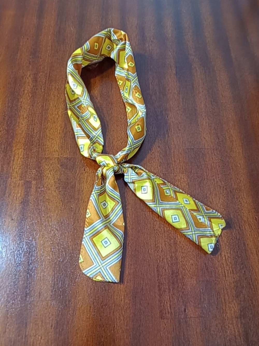 Yellow Diamond-Print Neck Scarf - Women Accessories
